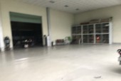 Cho thuê showroom xe tải MT Xa lộ hà nội, tp. thủ đức. Diện tích 50x20m2