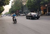 Nhà mặt phố Hà Huy Tập, Yên Viên, vỉa hè kinh doanh sầm uất, đông đúc, 120m, 7 tỷ 9