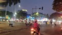 Chính chủ em cần tiền bán  nhà mặt phố Hoàng Quốc Việt - vỉa hè to - kinh doanh sầm uất,sung quanh nhiều tiện ích giữa con phố lớn nhất khu vực.