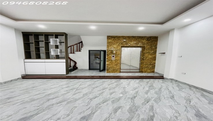 Bán nhà phố Kim Giang, Hoàng Mai, 40m2 mới xây 6 tầng có thang máy, ô tô đỗ cửa