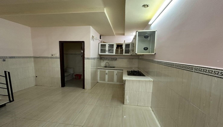 NHÀ QUẬN 7, TRẦN XUÂN SOẠN, HẺM THÔNG, 2 TẦNG, GIÁ RẺ, CÒN BỚT