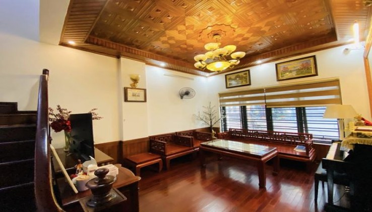 41m 5 Tầng Mặt Tiền 4.5m Nhỉnh 10 Tỷ Phố Hoàng Quốc Việt Cầu Giấy. Phân Lô 3 Thoáng Ô Tô Tránh Dừng Đỗ Ngày Đêm. Vị Trí Đẹp Giao Thông Đi Lại Thuận