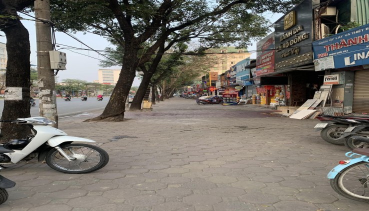 105m Nhỉnh 16 Tỷ Mặt Phố Hoàng Quốc Việt Cầu Giấy. Vỉa Hè Đá Bóng Kinh Doanh Siêu Đỉnh. Xây Căn Hộ Hay Tòa Văn Phòng Đầu Tư Chắc Thắng. Chủ Cần Bán