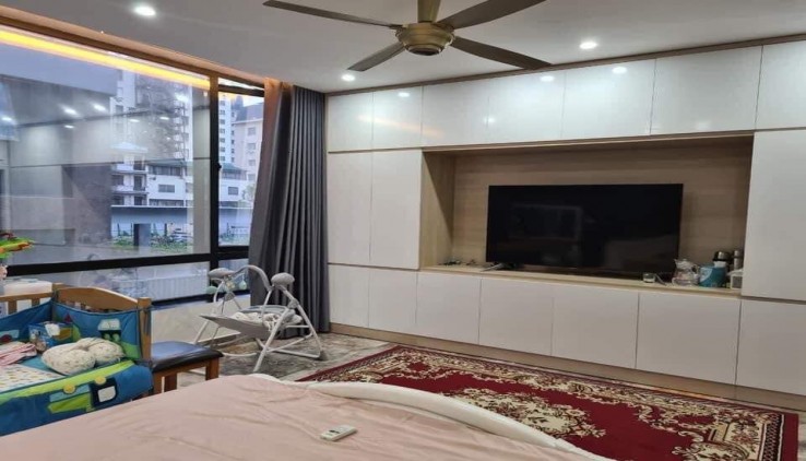 Nhà đẹp Dương Quảng Hàm, ngõ thông, ô tô, kinh doanh sầm uất, giá nhỉnh 7 tỷ