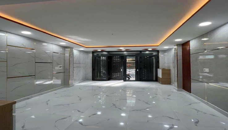 BÁN NHÀ QUẬN 7, LÝ PHỤC MAN , 5 TẦNG,HẺM,FULL NỘI THẤT RỘNG,GIÁ RẺ, 2 TỶ 8 CÒN BỚT