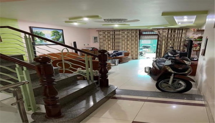 NHÀ QUẬN 7, NGUYỄN THỊ THẬP ( 135 M2) 4 TẦNG, HẺM XE HƠI, GIÁ RẺ,