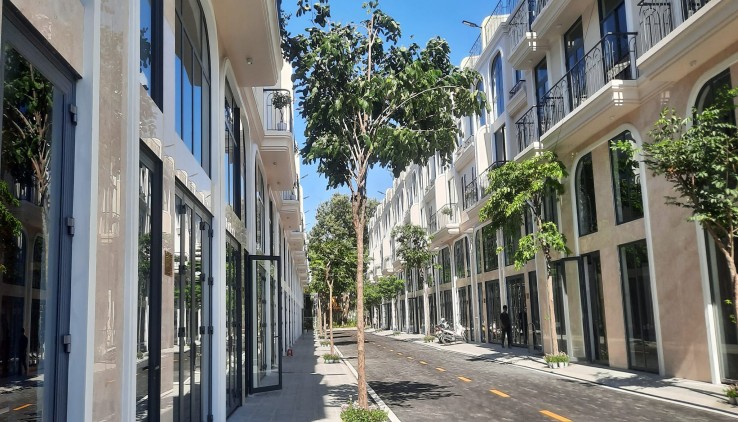 Nhà phố thương mại liền kề Sen Vàng Town - Bình Chánh