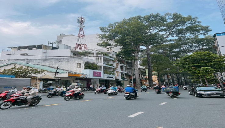 Nhà hẻm Trần Khắc Trân, Q1, 26m2, cách mặt tiền 5m, giá 4,7 tỉ