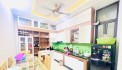 NHÀ ĐẸP ĐÓN TẾT 5 TẦNG DT 40M2 3 PHÒNG NGỦ 2 MẶT THOÁNG VĨNH VIỄN TRƯỚC SAU GIÁ HƠN 4 TỶ 10M RA MẶT PHỐ QUẬN TÂY HỒ.