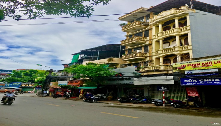 (Đẹp) Rẻ hơn thị trường 30% 69m2 4 tầng 16 tỷ Mặt phố nguyễn Trãi