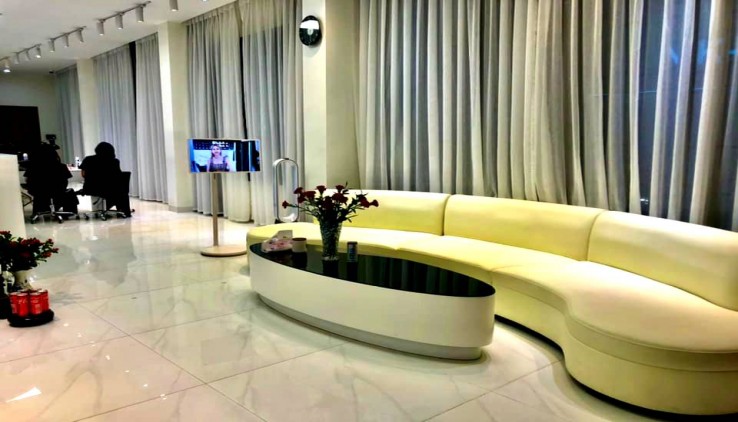 Bán Nhà Mặt Phố Đội Cấn Quận Ba Đình. Sổ 126m Thực Tế 138m Xây 5 Tầng Nhỉnh 30 Tỷ. Cam Kết Ảnh Thật Mô Tả Chính Xác. Chủ Muốn Bán Nhanh. 2156