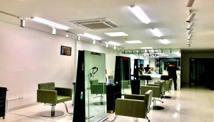 Bán Nhà Mặt Phố Đội Cấn Quận Ba Đình. Sổ 126m Thực Tế 138m Xây 5 Tầng Nhỉnh 30 Tỷ. Cam Kết Ảnh Thật Mô Tả Chính Xác. Chủ Muốn Bán Nhanh. 2156