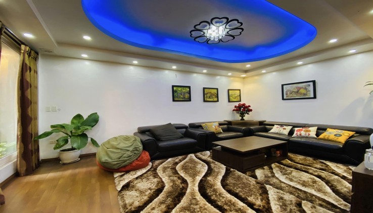 Bán Nhà Phố Nguyễn Ngọc Vũ Quận Cầu Giấy. 120m Xây 9 Tầng Mặt Tiền 9.2m Giá Ngoài 22 Tỷ. Cam Kết Ảnh Thật Mô Tả Chính Xác. Chủ Thiện Chí Bán. Giá