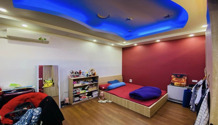 Bán Nhà Phố Nguyễn Ngọc Vũ Quận Cầu Giấy. 120m Xây 9 Tầng Mặt Tiền 9.2m Giá Ngoài 22 Tỷ. Cam Kết Ảnh Thật Mô Tả Chính Xác. Chủ Thiện Chí Bán. Giá