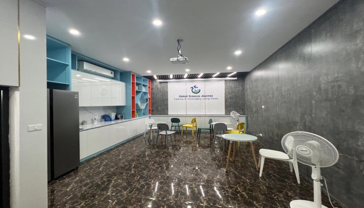 Bán Nhà Phố Nguyễn Thị Định Quận Cầu Giấy. 70m 5 Tầng Mặt Tiền 5m Nhỉnh 17 Tỷ. Cam Kết Ảnh Thật Mô Tả Chính Xác. Chủ Thiện Chí Bán. Sổ Vuông Sẵn Sàng