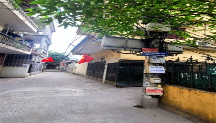 Bán Nhà Phố Phạm Văn Đồng Quận Cầu Giấy. 220m Mặt Tiền 11m Nhỉnh 20 Tỷ. Cam Kết Ảnh Thật Mô Tả Chính Xác. Chủ Thiện Chí Cần Bán Nhanh Cho Con Tiền Đi