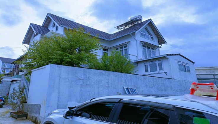 Bán nhà sân vườn hẻm Vạn Hạnh P8 Đà Lạt 13 tỷ