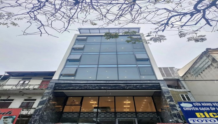 Bán Tòa Văn Phòng, Phố Lê Trọng Tấn195m x 10T, Mt 7.2m. Giá 98 tỷ.