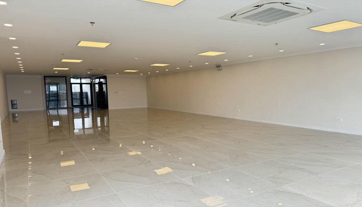 Bán Tòa Văn Phòng, Phố Lê Trọng Tấn195m x 10T, Mt 7.2m. Giá 98 tỷ.