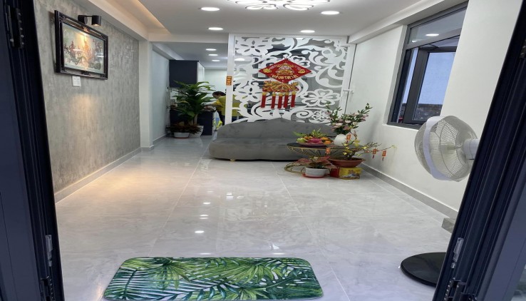 Bán nhà quận 10, đường Hòa Hưng,  hẻm 4m, 2 tầng, 20m2, 2.98 tỷ
