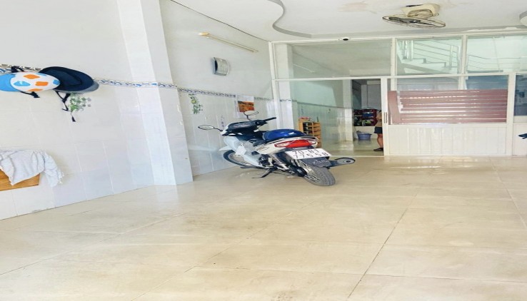 Bán nhà quận 10, đường Lý Thái Tổ, 43m2, 4 tầng, hẻm xe hơi, 7.5 tỷ
