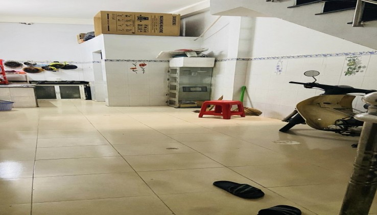 Bán nhà quận 10, đường Lý Thái Tổ, 43m2, 4 tầng, hẻm xe hơi, 7.5 tỷ