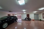 Bán Biệt Thự Đơn Lập Phố Trần Kim Xuyến Quận Cầu Giấy. 203m Mặt Tiền 15m Nhỉnh 75 Tỷ. Cam Kết Ảnh Thật Mô Tả Chính Xác. Chủ Thiện Chí Muốn Thanh
