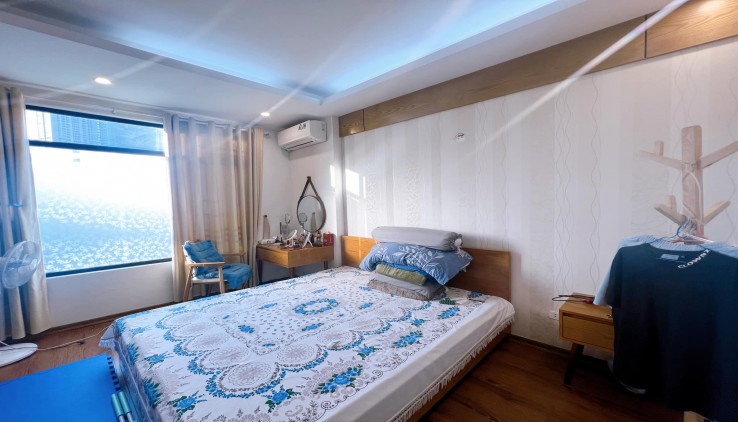 Bán nhà phố Phương Liệt, vỉa hè, phân lô, ô tô tránh, ở vip, kd đỉnh, 45m, 5T, 10.5 tỷ