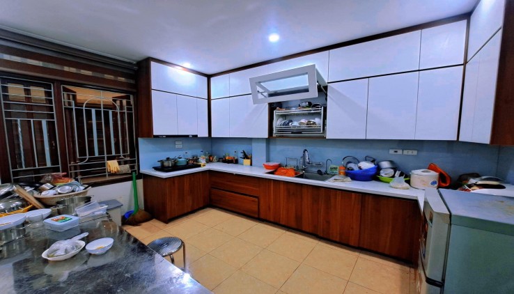 ⭐ĐỘC HIẾM-Mặt Phố Trần Kim Xuyến Kéo Dài 40/45m x6Tầng chỉ 18.5 Tỷ, KD vô đối⭐