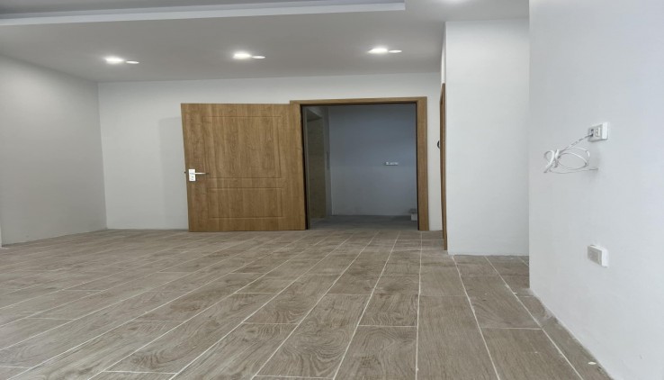 CHO THUÊ NHÀ NGÕ THỊNH HÀO 1, 6 TẦNG, DT SÀN 25M2 - CÓ THANG MÁY - Ở, VP, KD CÁC MÔ HÌNH ĐỀU ĐỈNH, GIÁ 20 TRIỆU/THÁNG LH ngay 0936397767