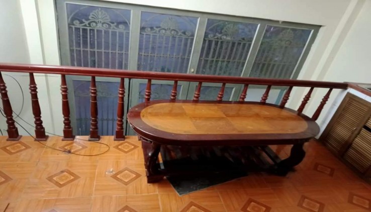 Cho thuê nhà trong ngõ đê la Thành - Đê La Thành, DT 22m - 4tầng - Giá 8,5tr 0377526803