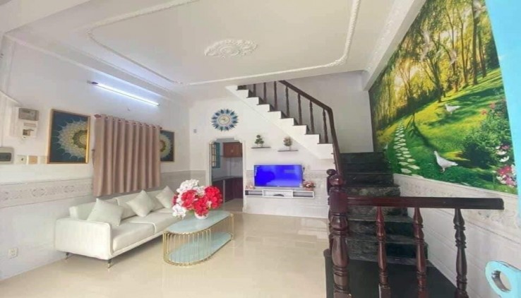 Nhà 3 tầng - 26m2 ( 4 x 7 ) Quang Trung - P10 - GV - Giá chỉ 2.85 tỷ. 
Nhà mặt tiền hẻm HXH THÔNG.