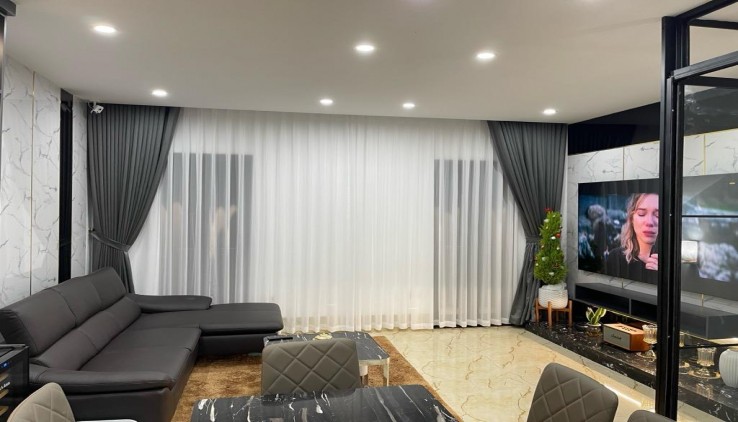 Bán nhà thạch bàn, Bồ Đề, Long biên 74,3m, 3tầng, MT=4,8m NHÀ ĐẸP.