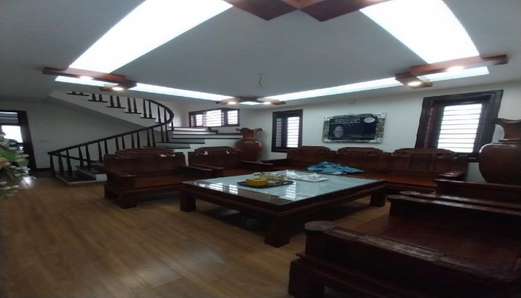 NHÀ MỚI KOONG - Ô TÔ ĐỖ 10M - GẦN PHỐ - TIỆN ÍCH NGẬP TRÀN - THANG MÁY - CHỦ NHIỆT BÁN

Bán nhà Lệ Mật, Việt Hưng, 38m, 6 tầng, MT=MH=5,4M THANG