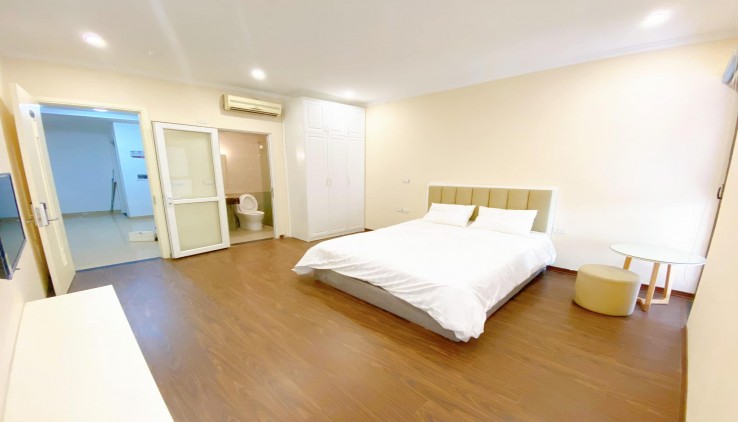 Bán Nhà Phố Trần Duy Hưng Quận Cầu Giấy. 114m Xây 8 Tầng Mặt Tiền 4,5m Nhỉnh 27 Tỷ. Cam Kết Ảnh Thật Mô Tả Chính Xác. Chủ Cần Bán Nhanh. 1102