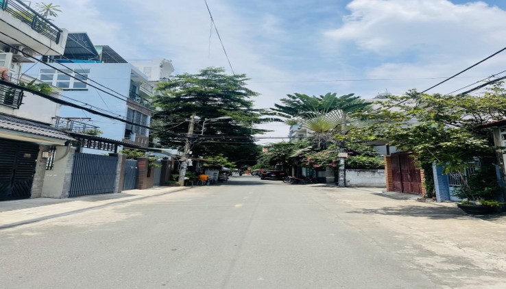 LÊ ĐỨC THỌ - P15 - ĐƯỜNG NHỰA 10M THÔNG KINH DOANH - NHÀ ĐẸP 3 TẦNG - 100M2 - 4x25m - CHỦ NGỘP NGÂN HÀNG GIẢM GẤP 9,5 TỶ XUỐNG 8,2 TỶ. CHỐT.