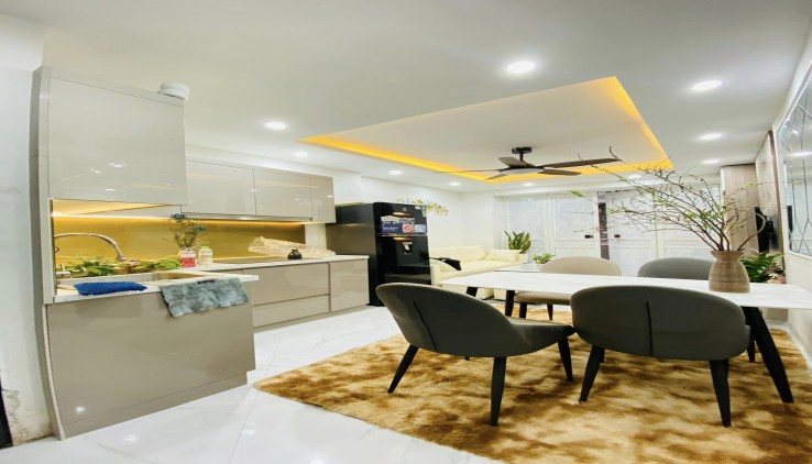 BÁN NHÀ KIM HOA ĐỐNG ĐA 30M2 3T 3.6MT 5.6 TỶ NGÕ THÔNG TẶNG FULL NỘI THẤT