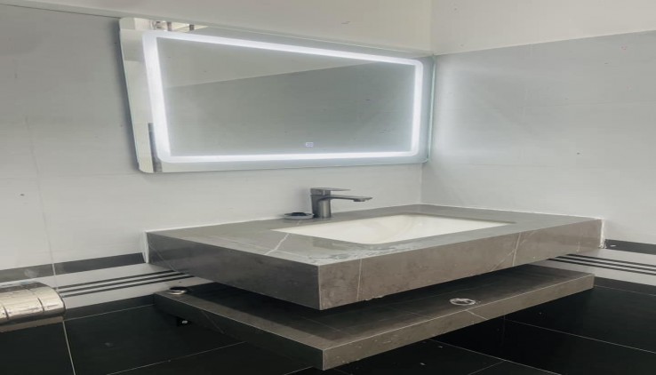 Bán Nhà 2 Phòng Ngủ, Mặt Tiền Đường Lịch Đợi. Chỉ Hơn 2 tỷ