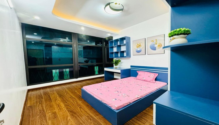 Siêu phẩm ngõ thông kinh doanh Đê La Thành Đống Đa 22m2 4T 3.5MT giá chào 3 tỷ Phải thật nhanh