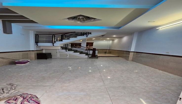 3.85 tỷ - HẺM XE HƠI 4 CHỖ - ĐS 3 NGUYỄN VĂN KHỐI - NGAY CV LÀNG HOA - NHÀ MỚI Ở NGAY.
