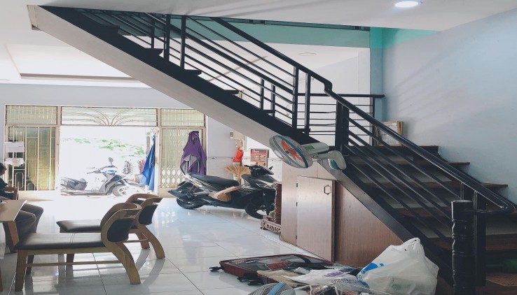 GIÁ BAO ĐẦU TƯ - Chỉ 4.7 tỷ _ 5 tầng_ 5PN - Hẻm 6m nhựa ,xe tải thông. P15 - Tân Bình_  sát Cổng sau Sân Bay .