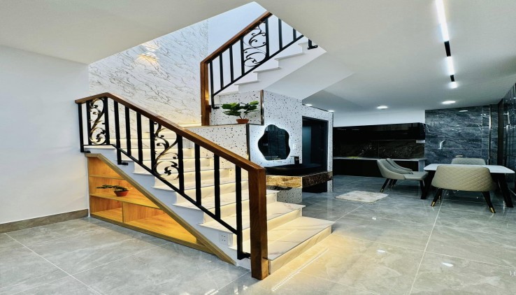 NHÀ 2 TẦNG FULL NỘI THẤT CAO CÂP - ĐS8 - P11 - GÒ VẤP. 30M2 - HOÀN CÔNG ĐỦ - GIÁ CHỈ 4 TỶ.