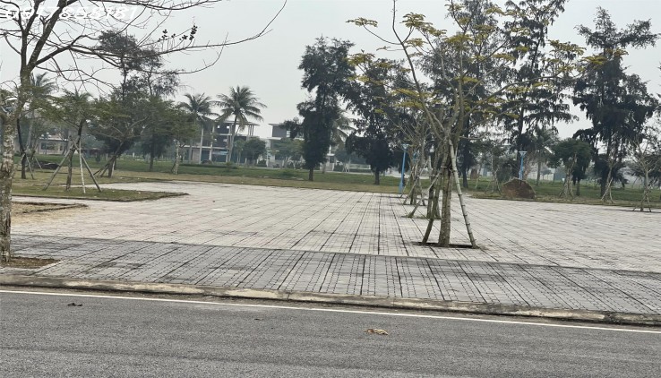 ĐẤT NỀN HUD4 - SÔNG ĐƠ SẦM SƠN.  GIÁ THẤP NHẤT.  LH: 0917 858181