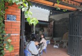 CHÍNH CHỦ Cần Bán Gấp Căn Nhà  Đẹp Vị Trí Tại Huyện Bình Chánh , TP HCM