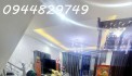 Chỉ hơn 3 tỷ, Kiệt Ô tô sát MT NGÔ QUYỀN, Sơn Trà, ĐN ( Mường Thanh hotel) - 3 tầng 2 mặt kiệt