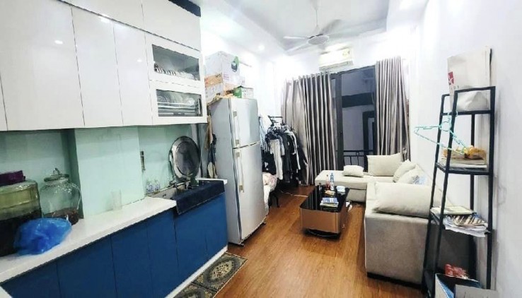 Bán Nhà Lạc Long Quân Sát Hồ Tây Dt 30m2 x 5 tầng full Nội Thất giá nhỉnh 5 tỷ
