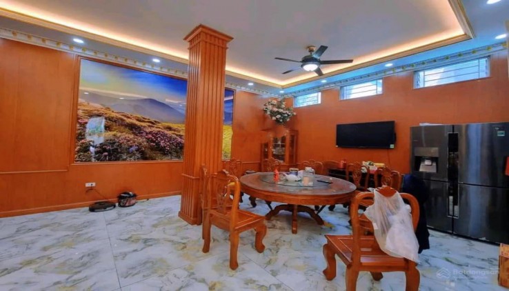 (GIÁ RẺ ) Bán biệt thự Hoa Bằng 255mx3T oto đỗ mặt tiền 16m ở sướng mua đầu tư giá chỉ 21.5 tỷ