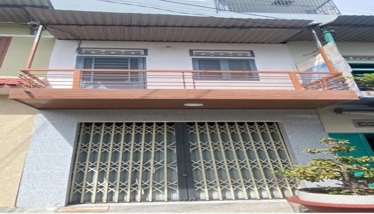 GIÁ RẺ TTTP NHÀ 2 TẦNG MẶT TIỀN GẦN BỜ KÈ VẠN THẮNG -NHA TRANG GIÁ 950