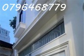Bán nhà Bến Vân Đồn - Quận 4 - 38m - 2 tầng - ngang 5m - nhà m - giá nhỉnh 3 tỷ tl