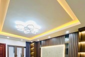 Bán nhà Phạm Văn Đồng, Cầu Giấy, ôtô - 5 tầng - DT33m2 - 5.5 tỷ.